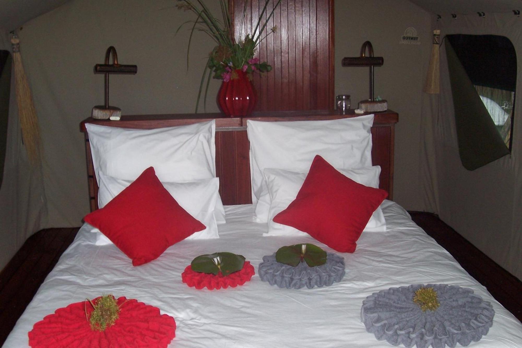 Nkasa Lupala Tented Lodge Sangwali Bagian luar foto